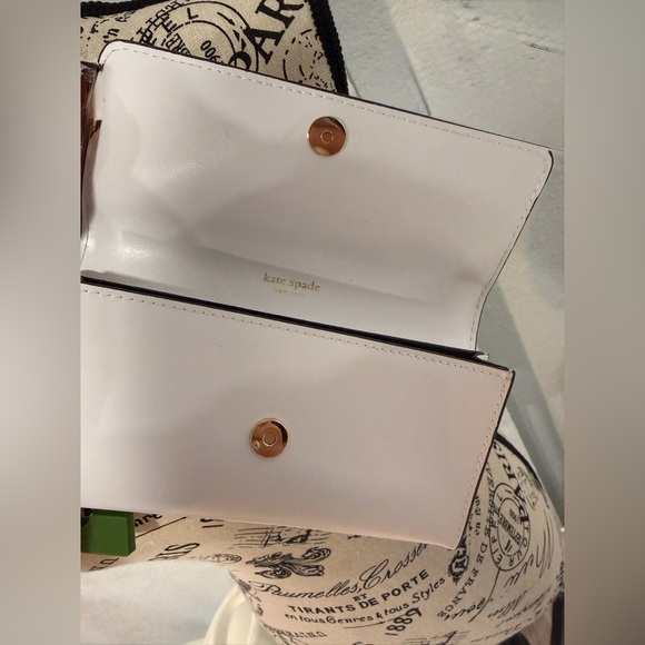 Kate Spade White Crossbody Bag NWT Leather - Picture 5 of 13